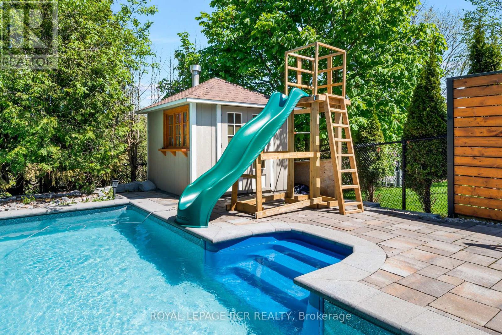 Photo 26 of 71 Hunter Road, Orangeville ON