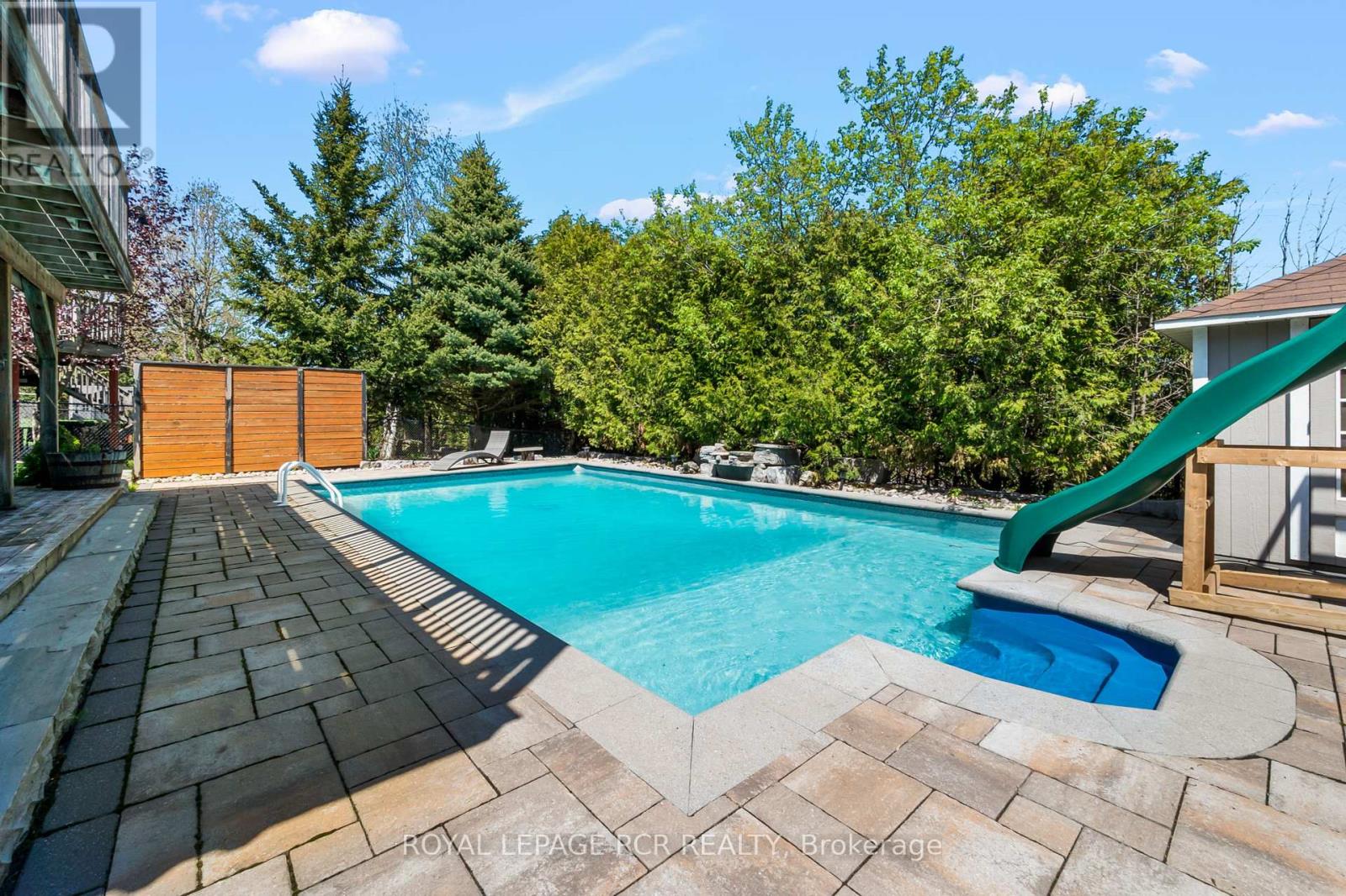 Photo 24 of 71 Hunter Road, Orangeville ON