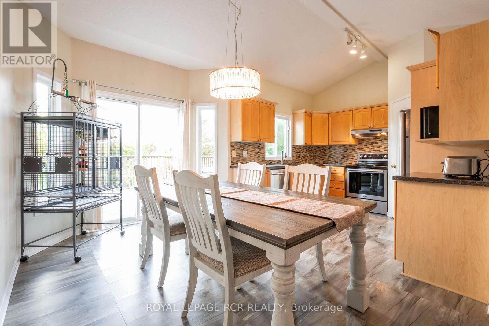 Photo 25 of 71 Hunter Road, Orangeville ON
