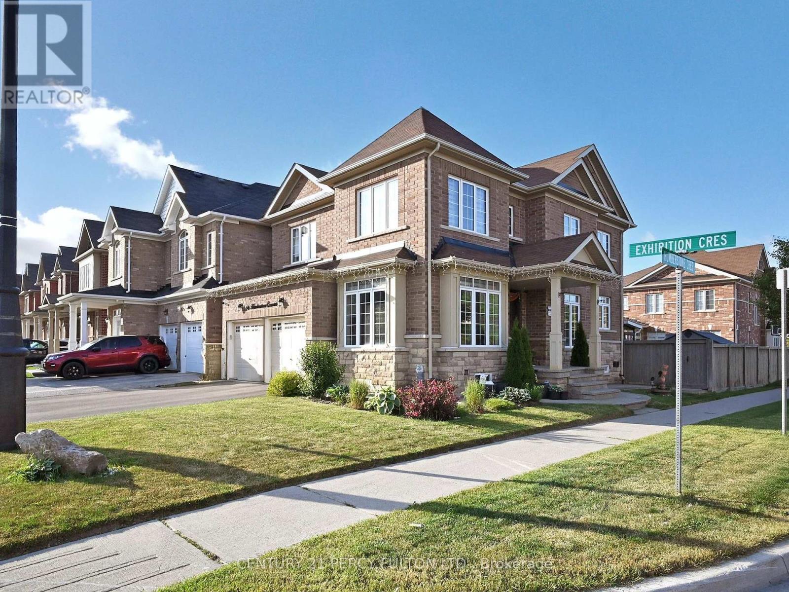 Photo 48 of 96 Humberstone Crescent, Brampton ON