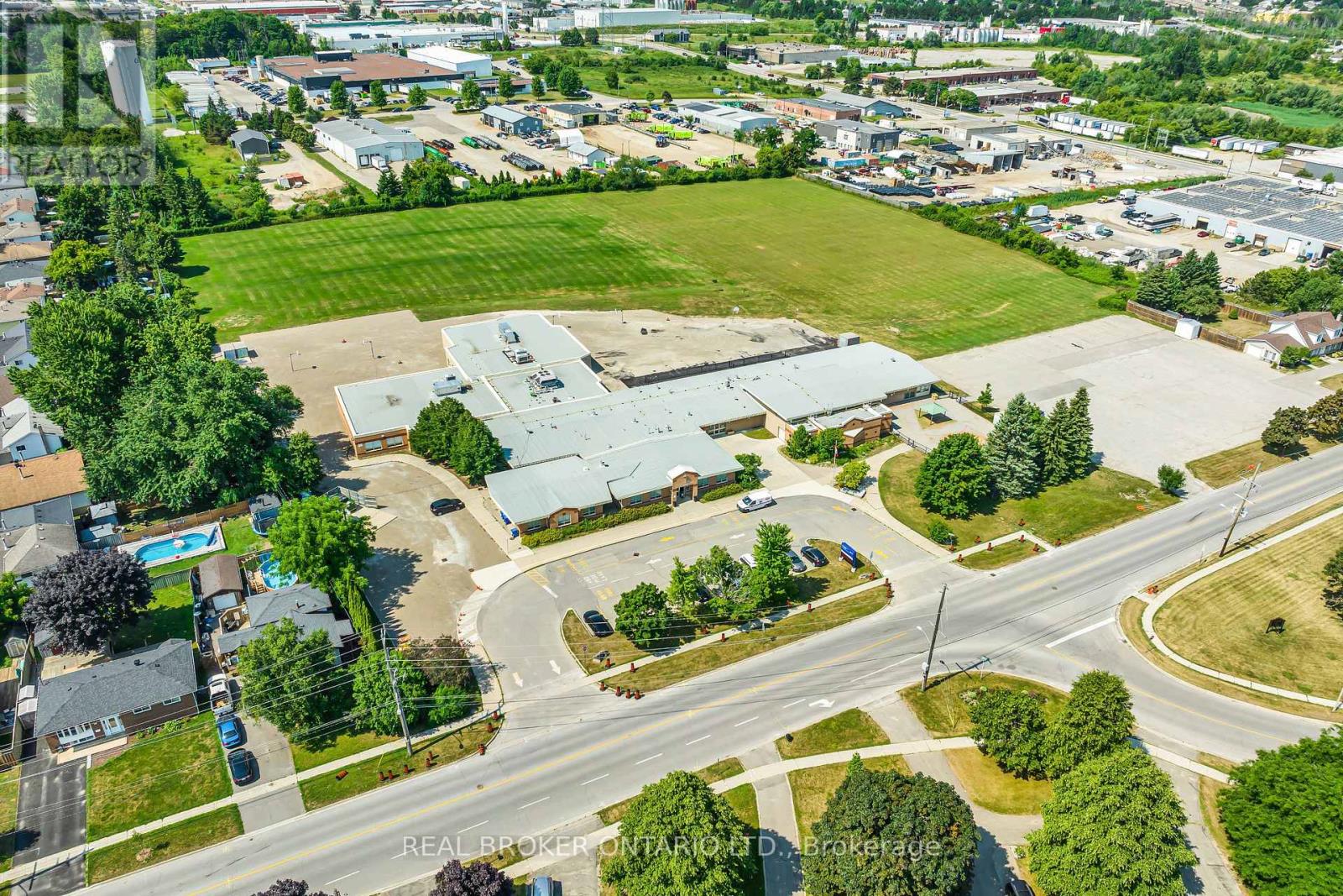 Photo 48 of 2 Edelwild Drive, Orangeville ON
