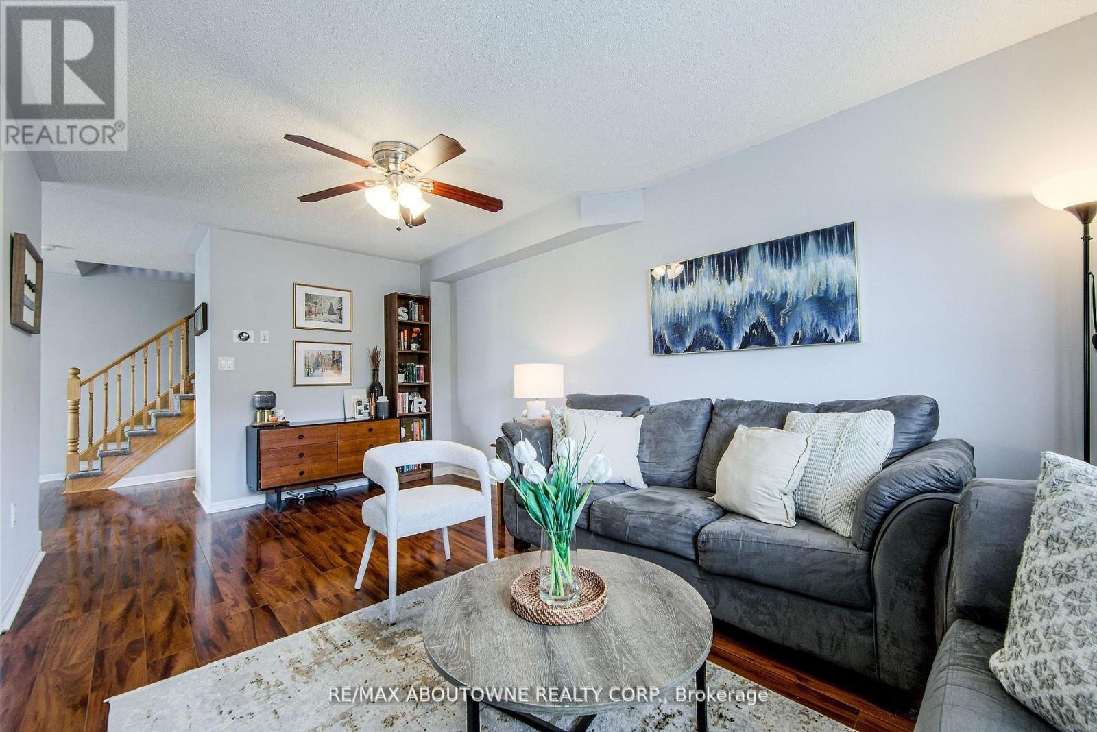 Photo 3 of 911 Deverell Place, Milton ON