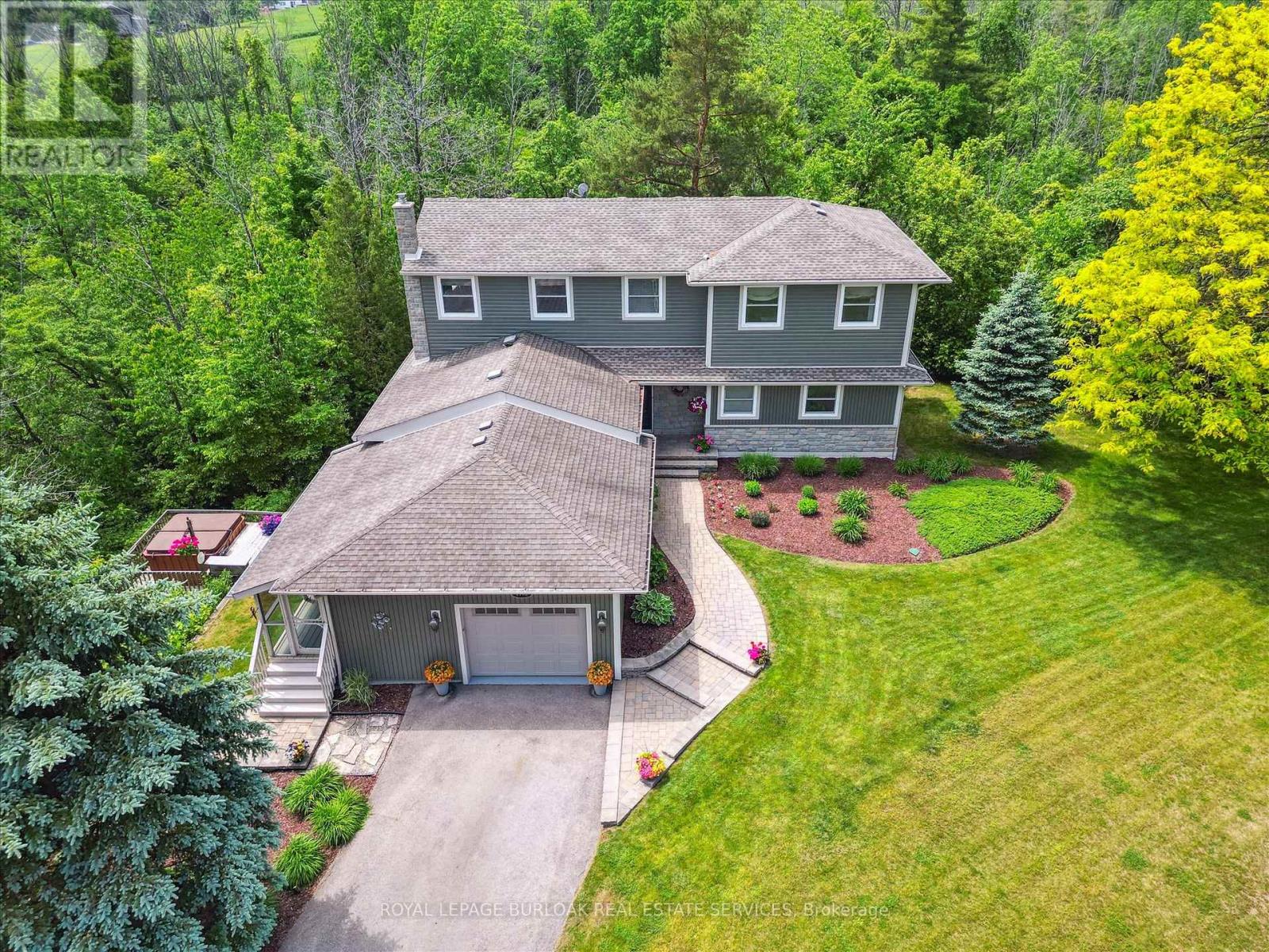 Photo 33 of 1778 Old Waterdown Road, Burlington ON