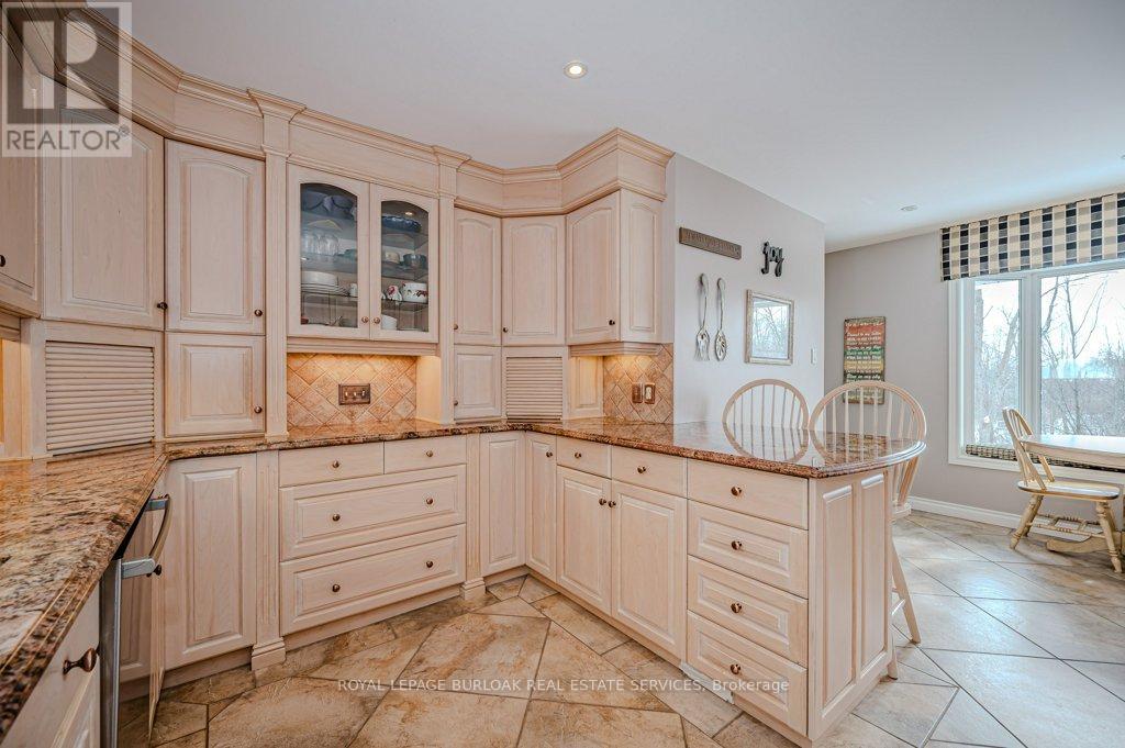 Photo 42 of 1778 Old Waterdown Road, Burlington ON