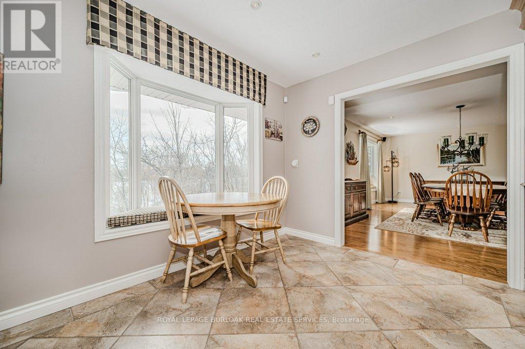 Photo 2 of 1778 Old Waterdown Road, Burlington ON