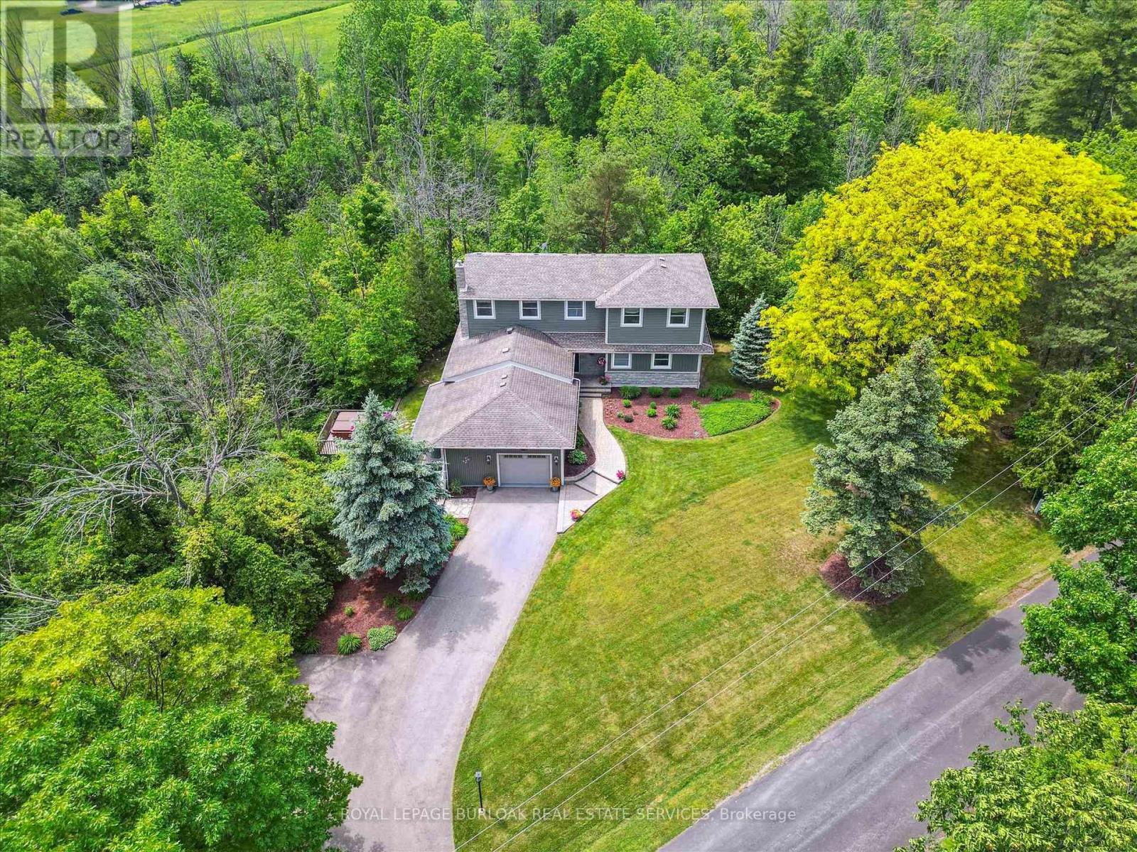 Photo 25 of 1778 Old Waterdown Road, Burlington ON