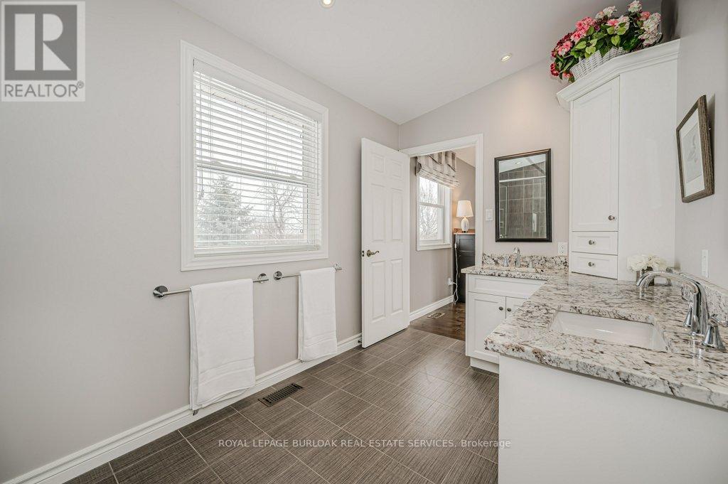 Photo 32 of 1778 Old Waterdown Road, Burlington ON