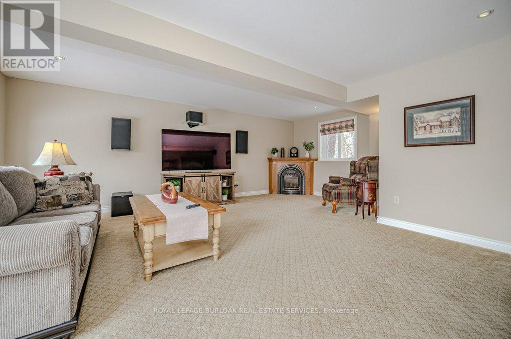Photo 35 of 1778 Old Waterdown Road, Burlington ON
