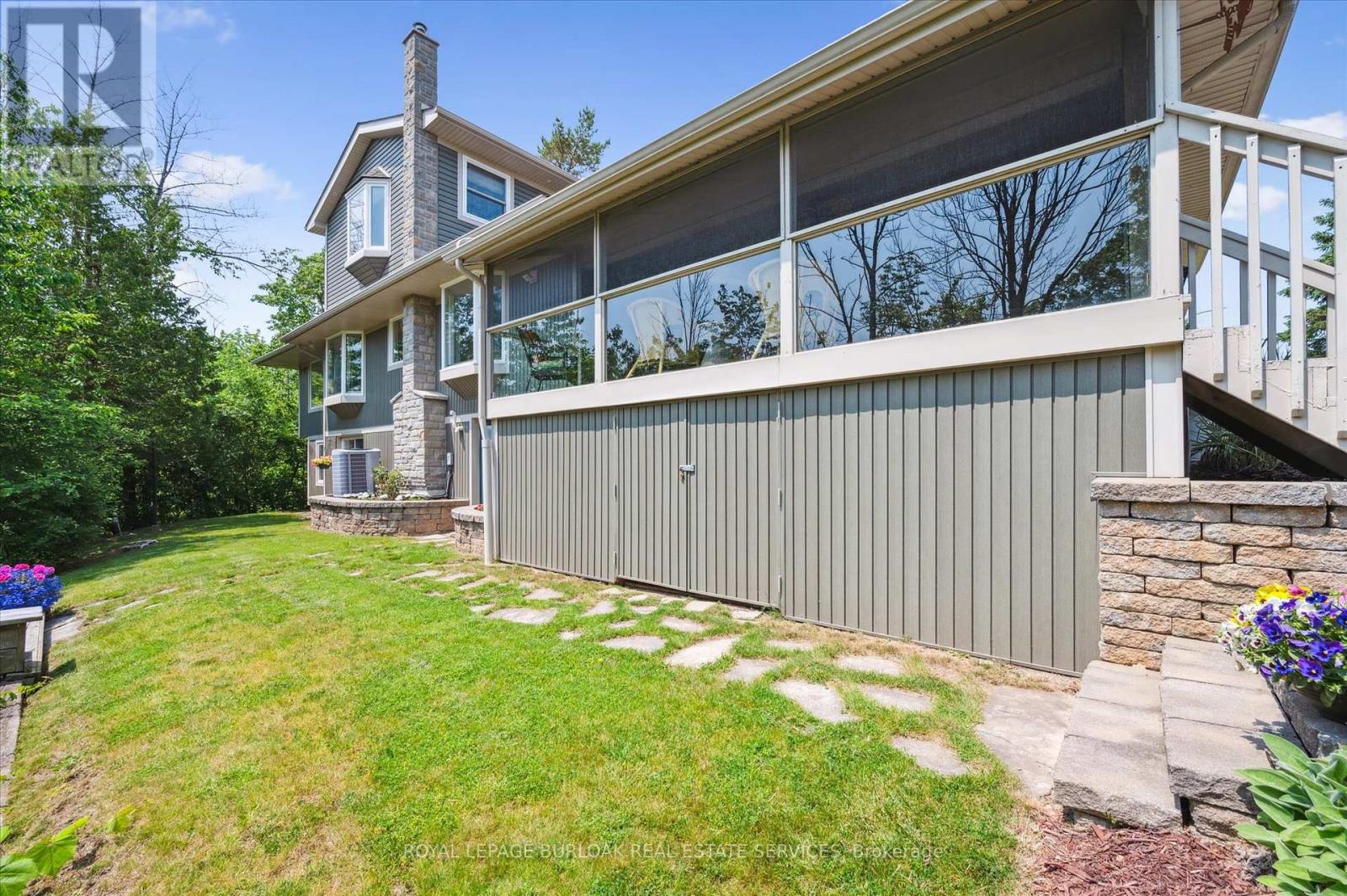Photo 47 of 1778 Old Waterdown Road, Burlington ON
