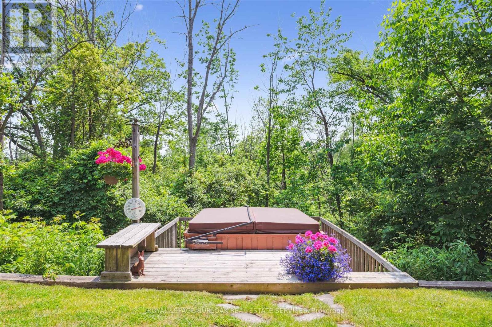 Photo 17 of 1778 Old Waterdown Road, Burlington ON