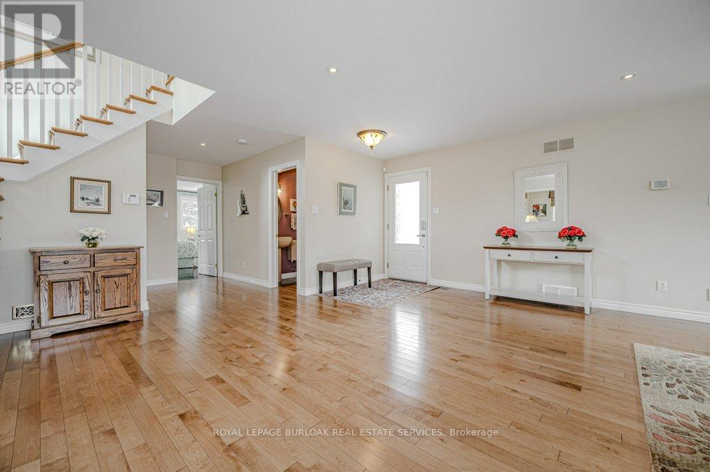 Photo 26 of 1778 Old Waterdown Road, Burlington ON