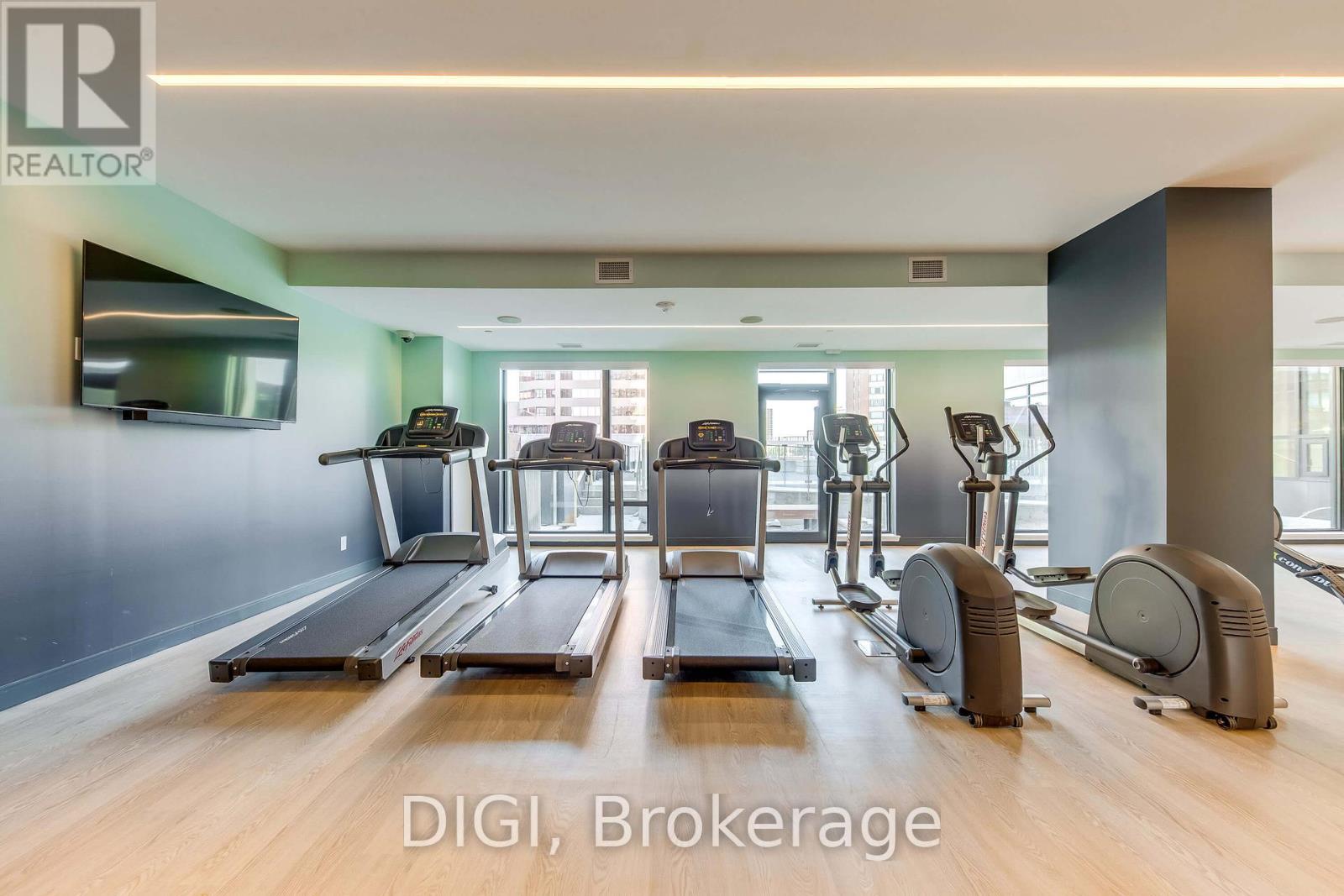 Photo 5 of 3010 185 Enfield Place, Mississauga ON