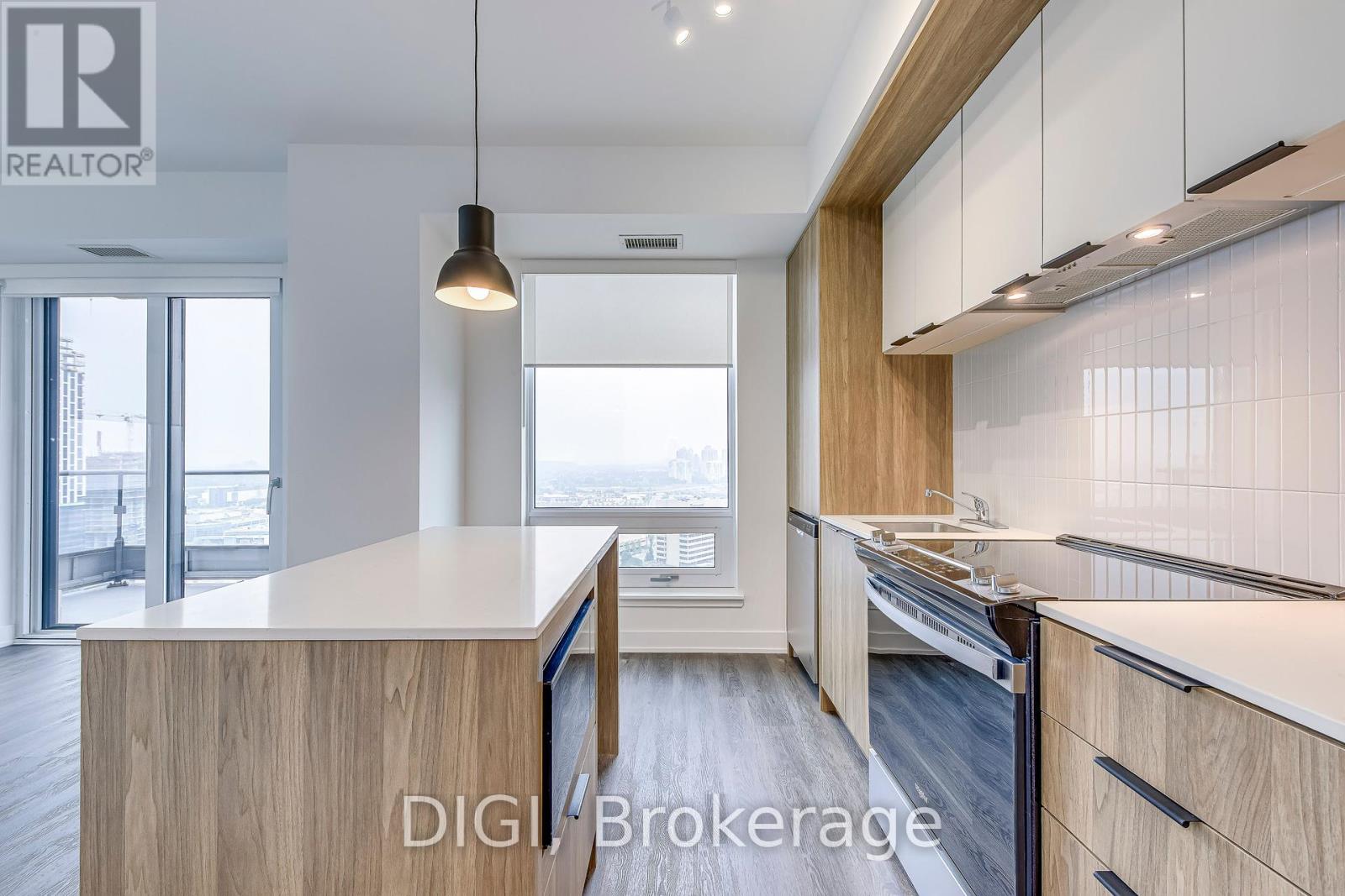 Photo 15 of 3010 185 Enfield Place, Mississauga ON