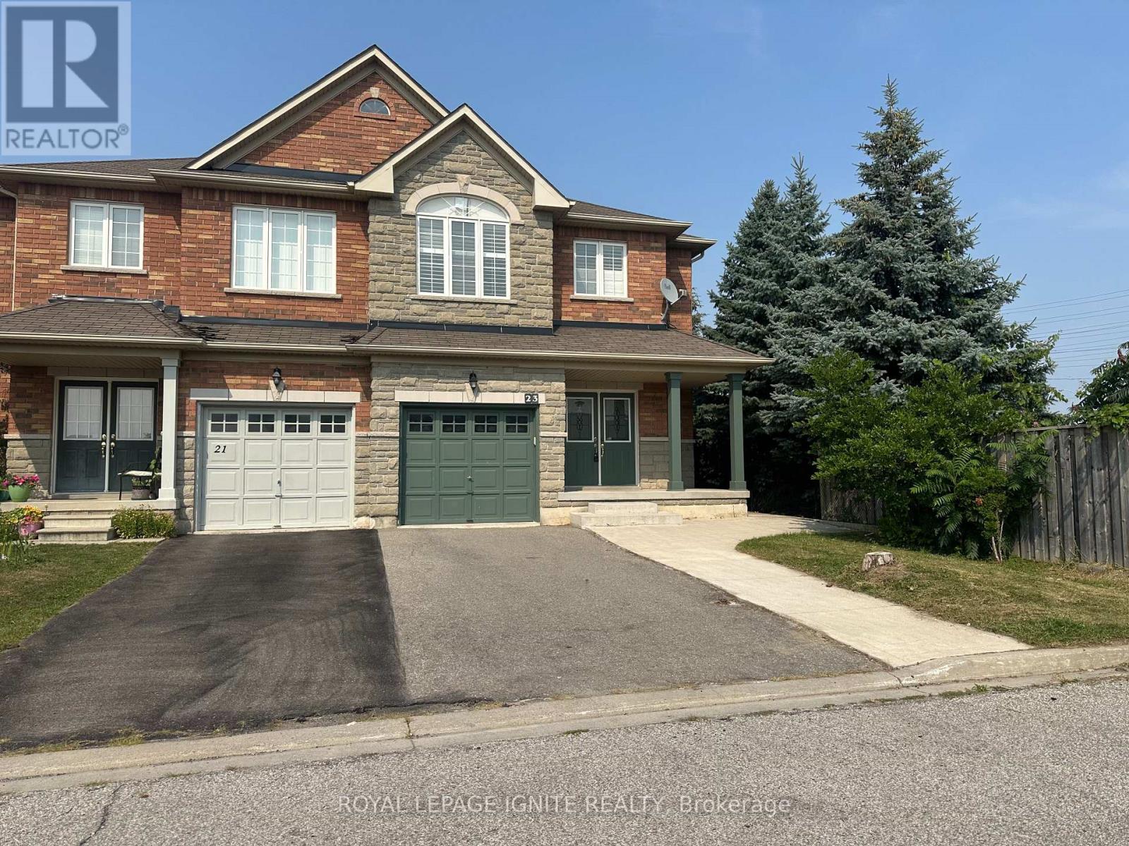 Photo 10 of 23 Royal Vista Road, Brampton ON