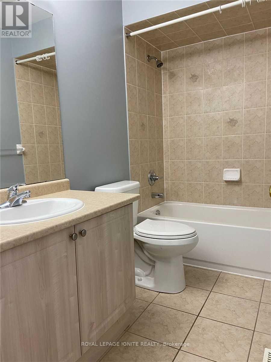 Photo 13 of 23 Royal Vista Road, Brampton ON