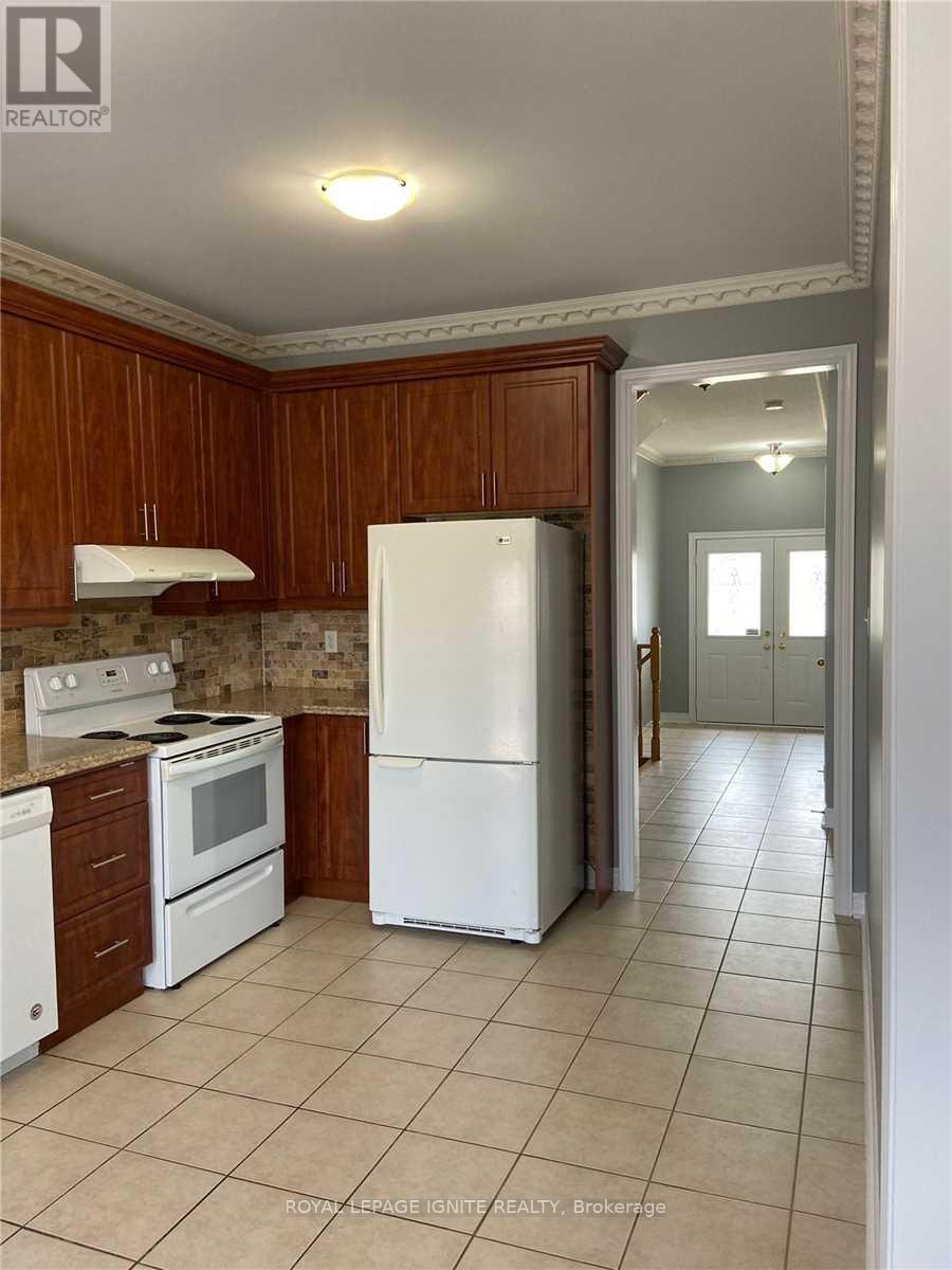 Photo 15 of 23 Royal Vista Road, Brampton ON