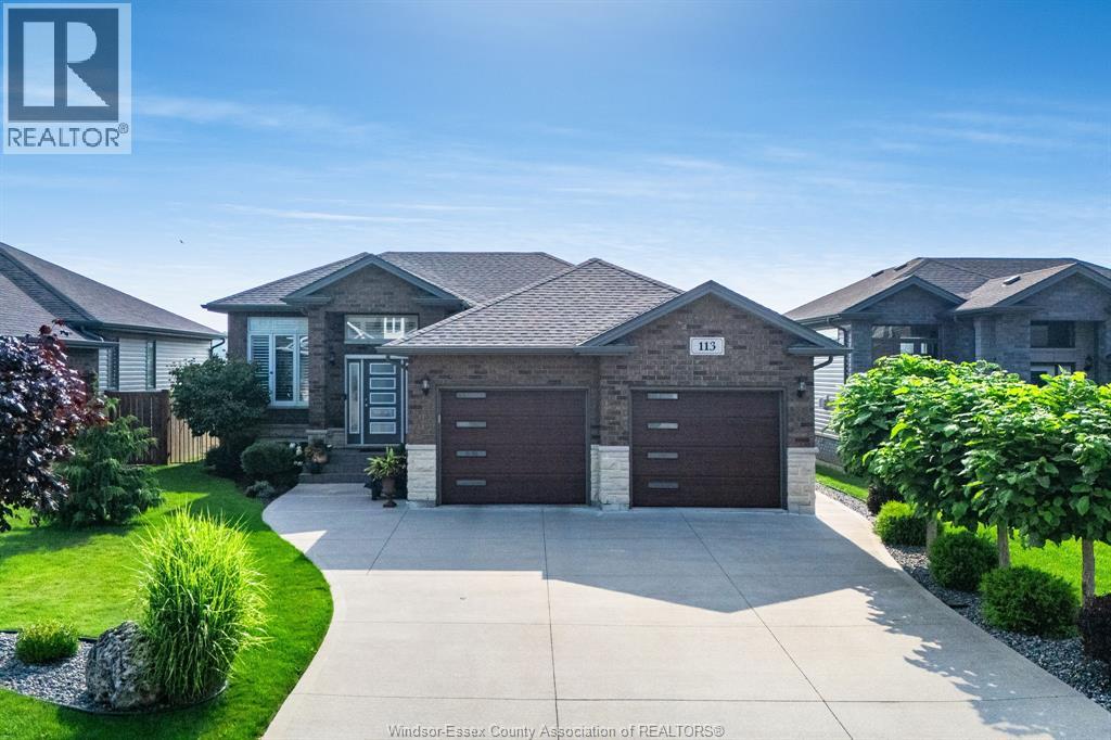 Photo 1 of 113 Golfview, Kingsville ON