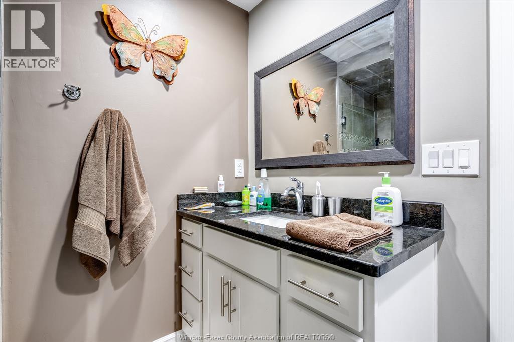 Photo 18 of 113 Golfview, Kingsville ON