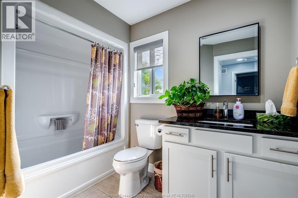 Photo 22 of 113 Golfview, Kingsville ON
