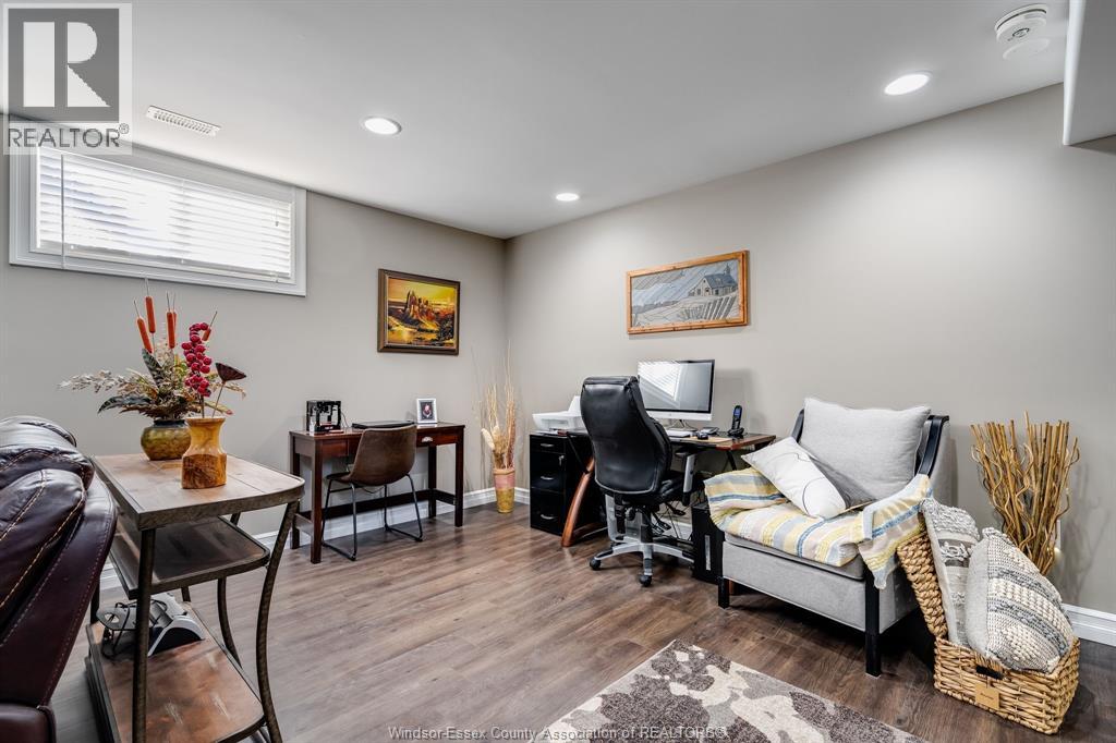 Photo 31 of 113 Golfview, Kingsville ON