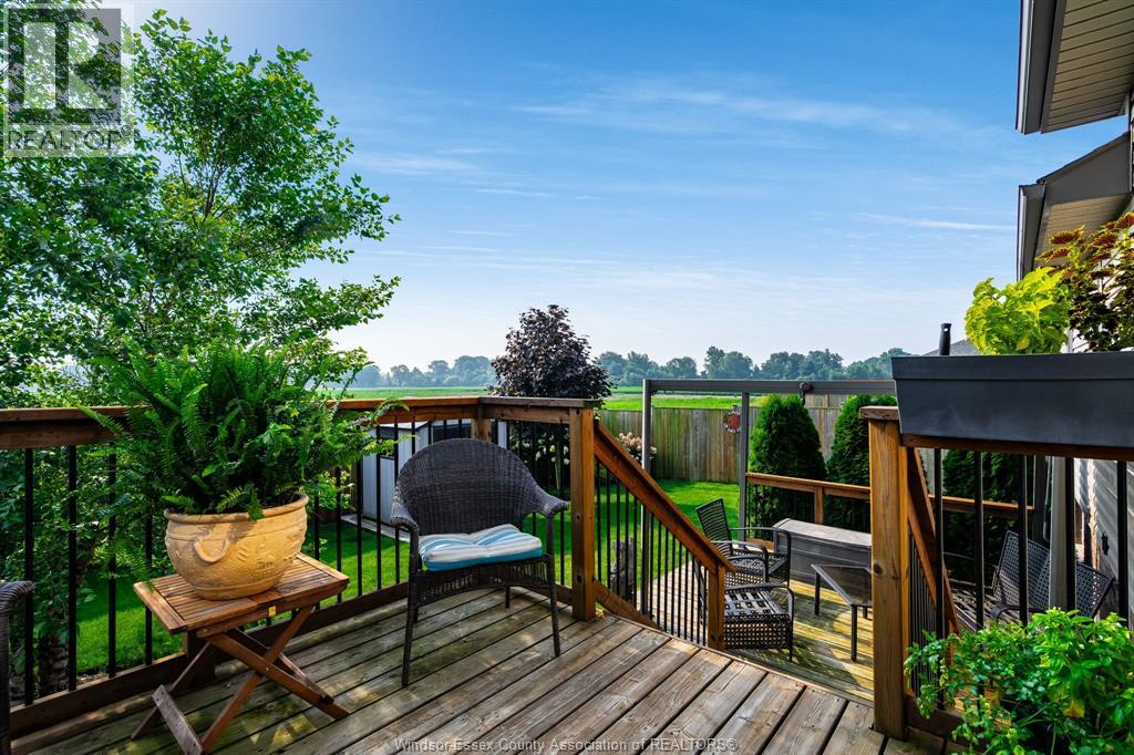 Photo 39 of 113 Golfview, Kingsville ON