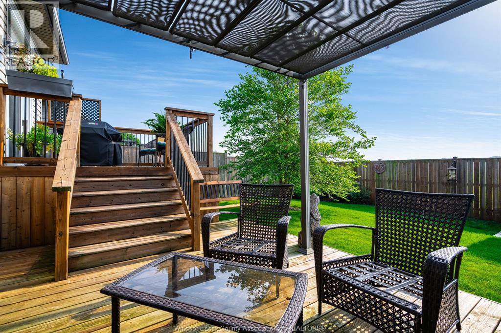 Photo 41 of 113 Golfview, Kingsville ON