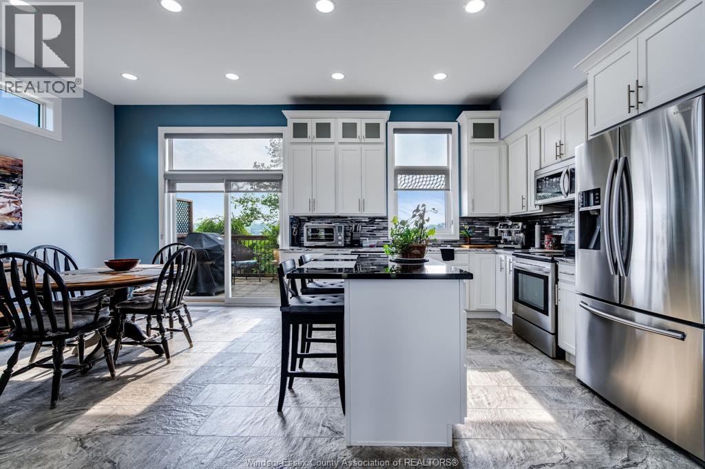 Photo 6 of 113 Golfview, Kingsville ON