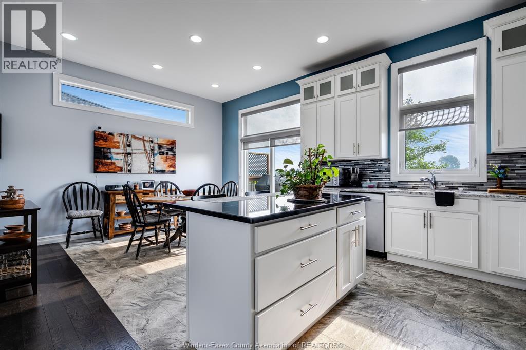 Photo 7 of 113 Golfview, Kingsville ON