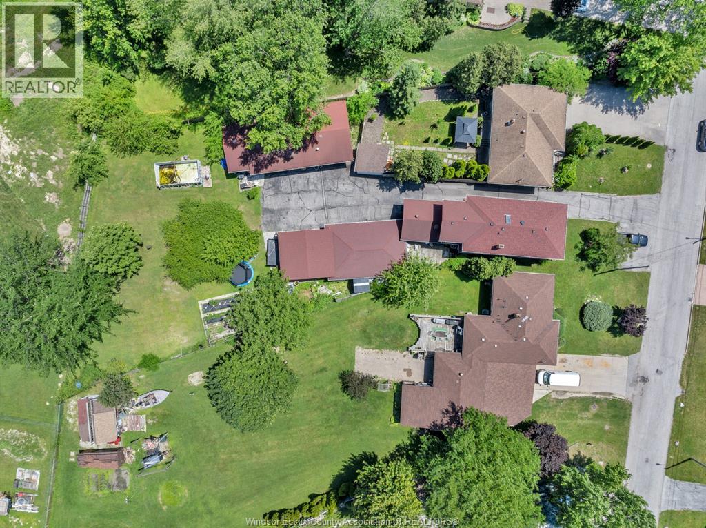 Photo 22 of 2690 Tourangeau Road, Windsor ON