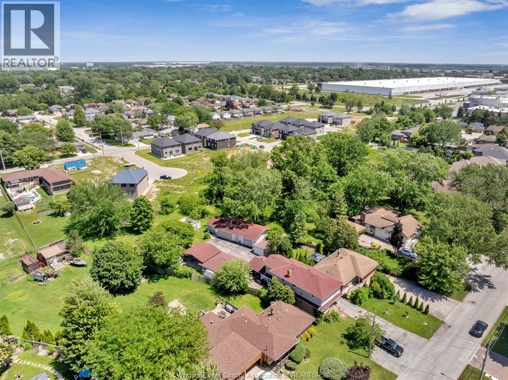 Photo 17 of 2690 Tourangeau Road, Windsor ON