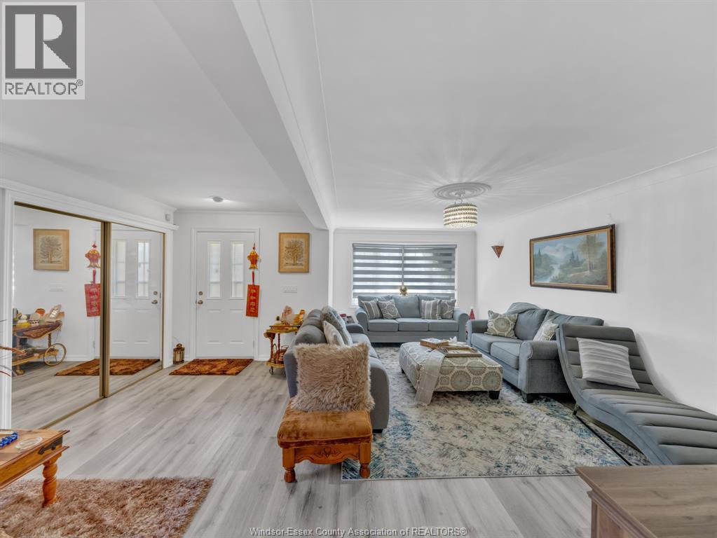Photo 12 of 2690 Tourangeau Road, Windsor ON