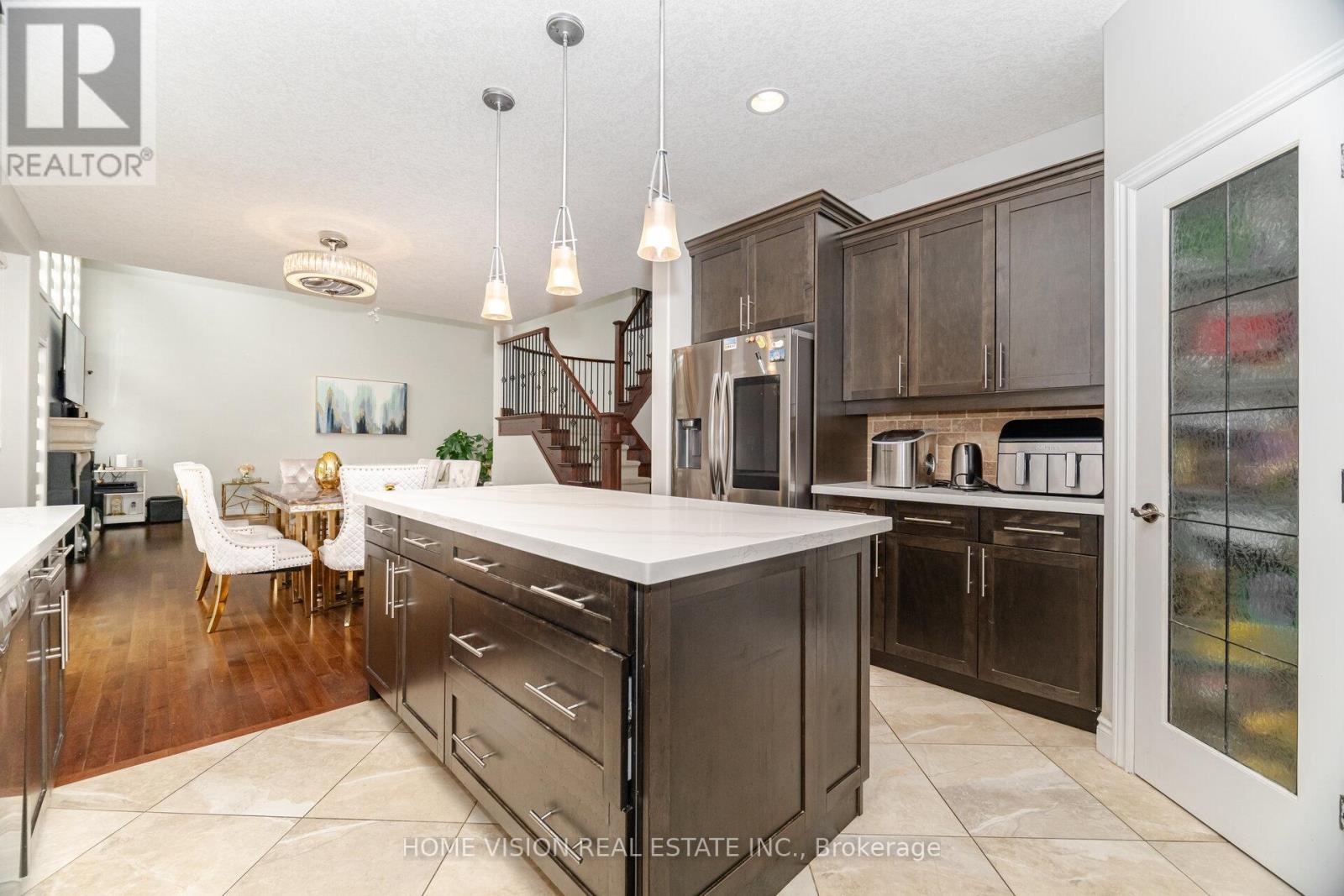 Photo 6 of 595 Firefly Drive S, London North ON