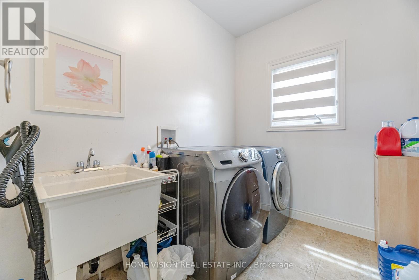 Photo 16 of 595 Firefly Drive S, London North ON