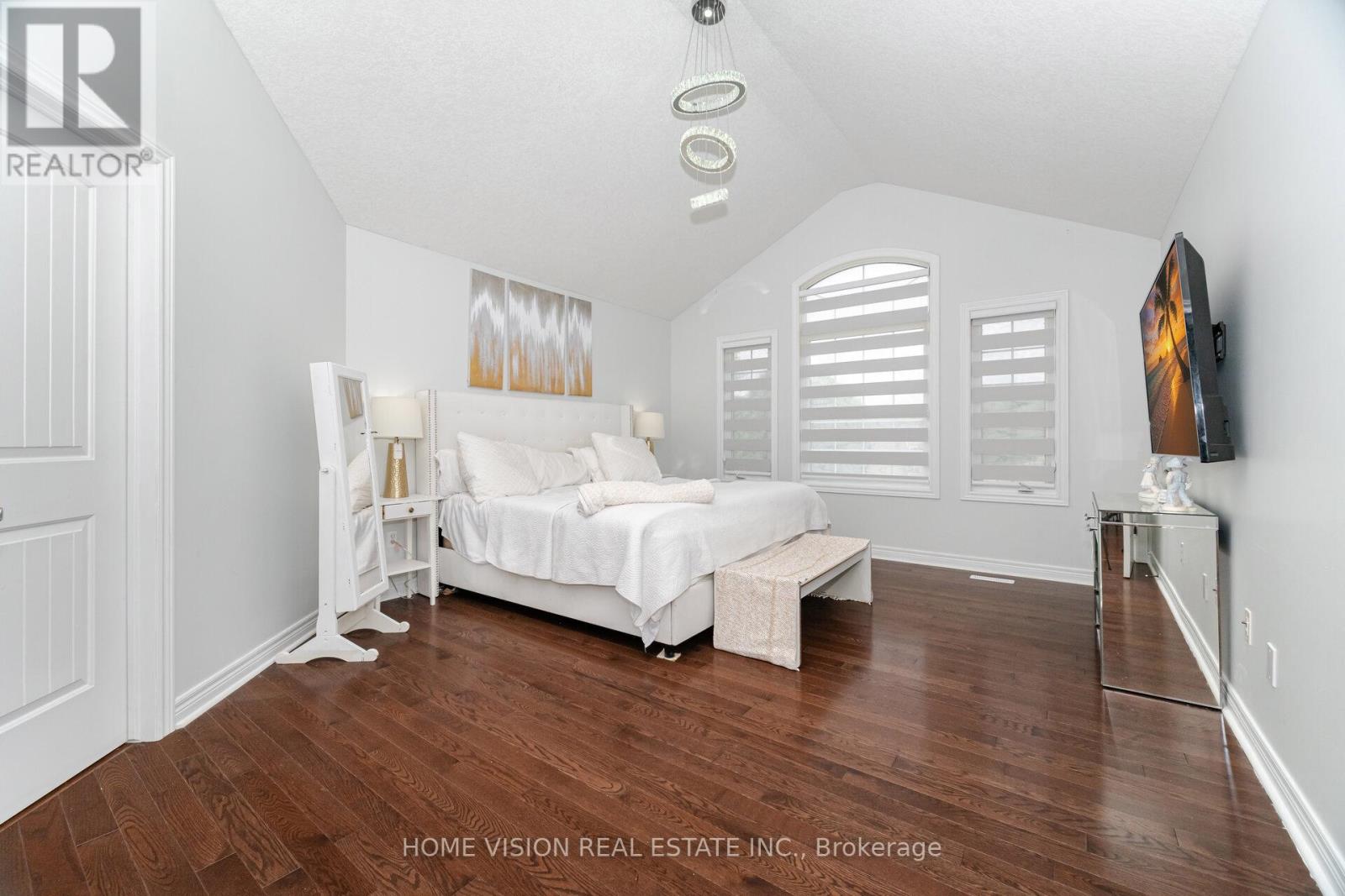 Photo 14 of 595 Firefly Drive S, London North ON
