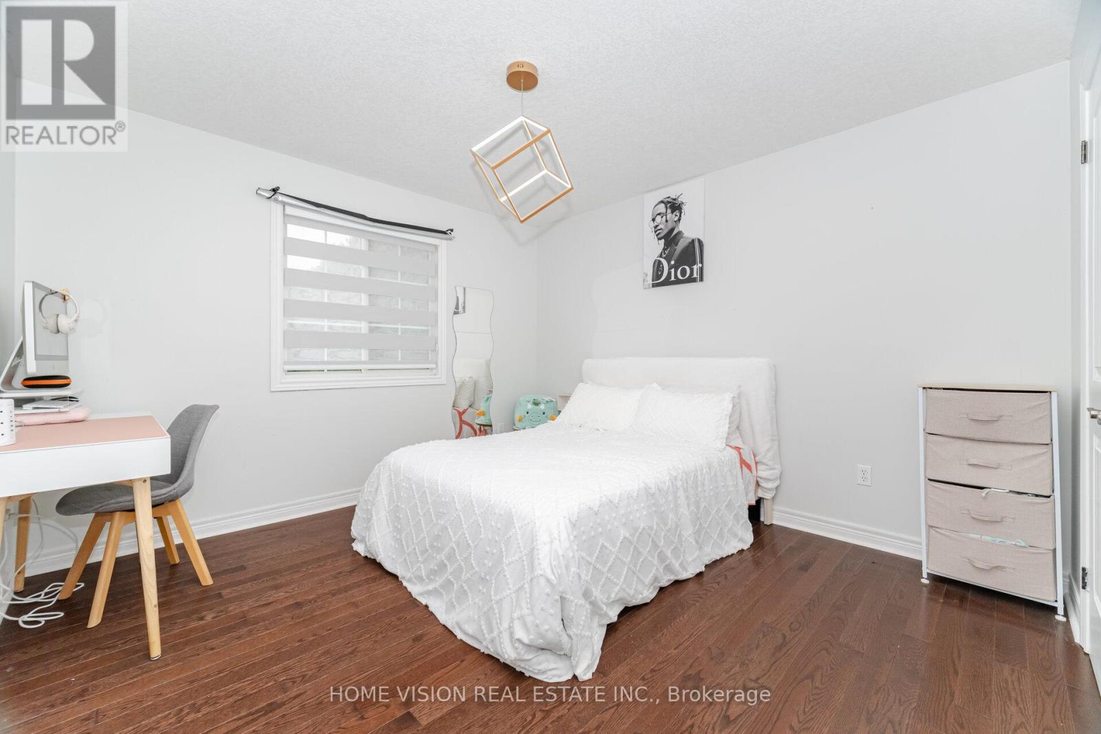 Photo 41 of 595 Firefly Drive S, London North ON