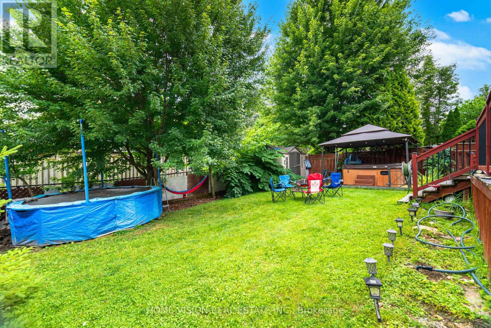 Photo 35 of 595 Firefly Drive S, London North ON