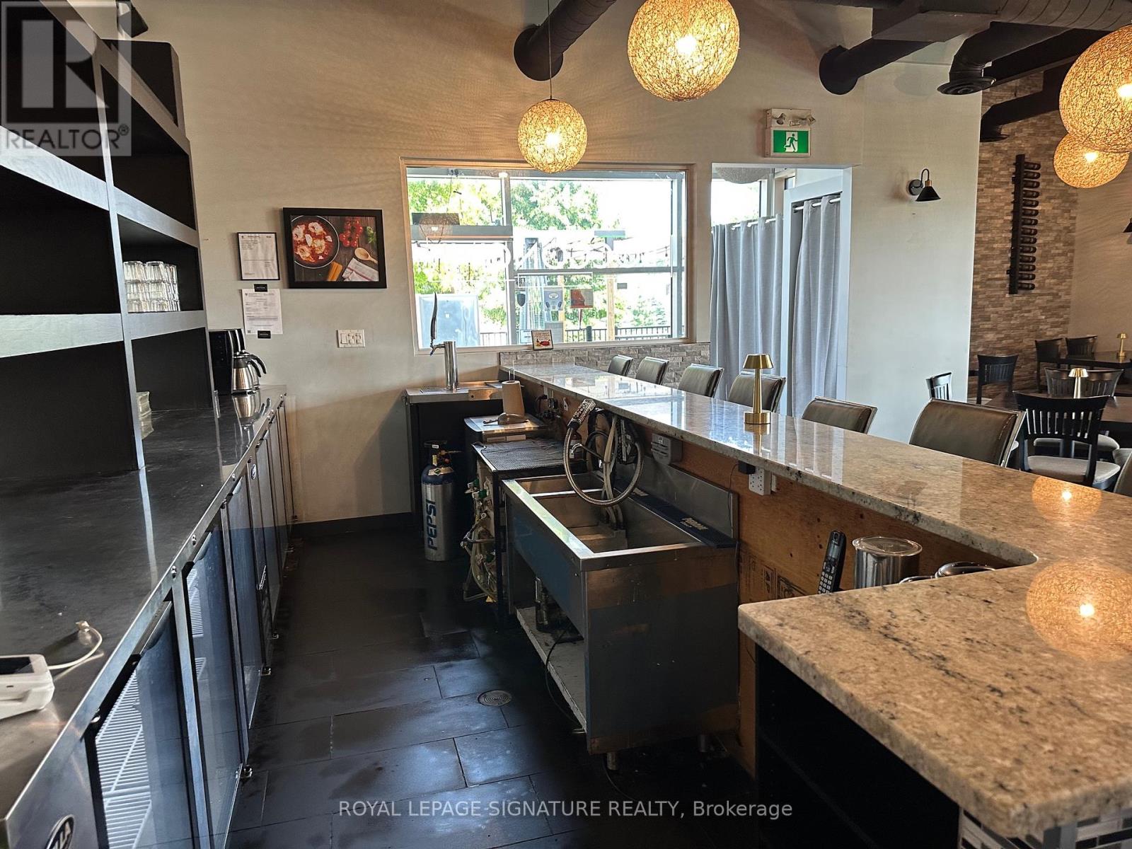 Photo 10 of 1140 Southdale Road W, London North ON