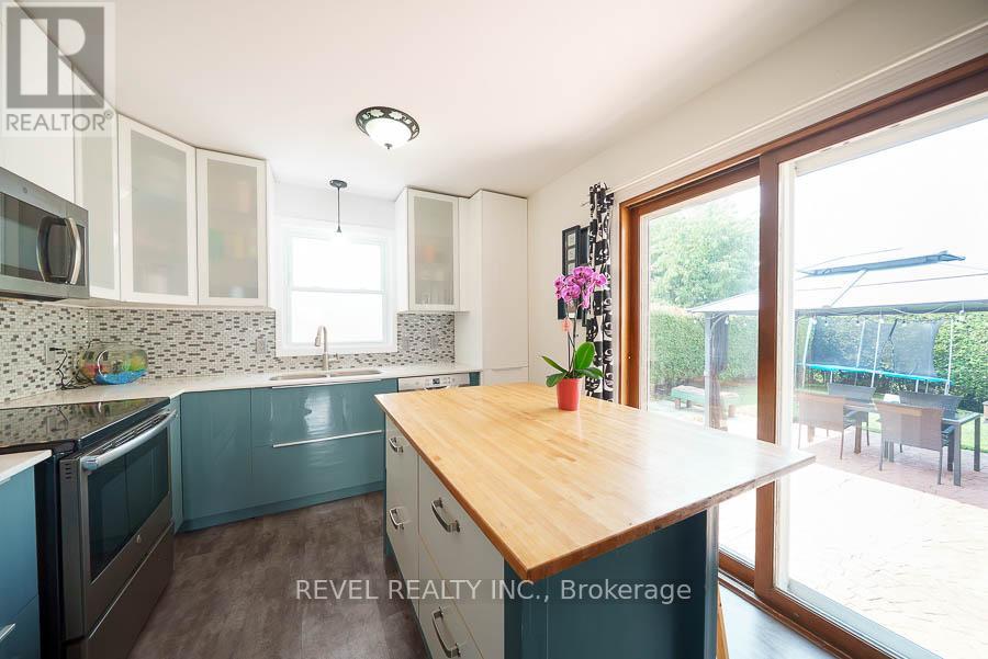 Photo 44 of 432 Manitoba Road, Woodstock ON