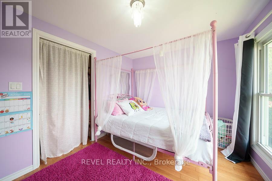 Photo 37 of 432 Manitoba Road, Woodstock ON