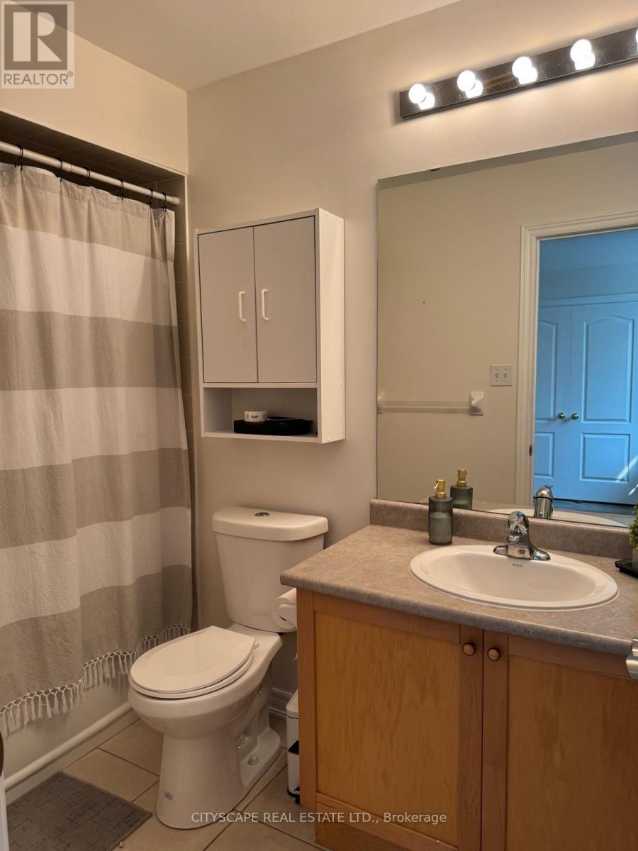Photo 17 of 76 Easthampton Road, Hamilton ON