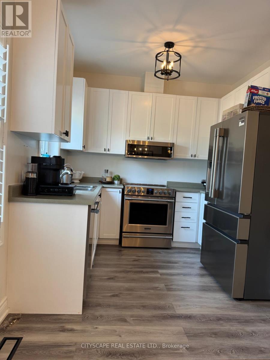 Photo 11 of 76 Easthampton Road, Hamilton ON