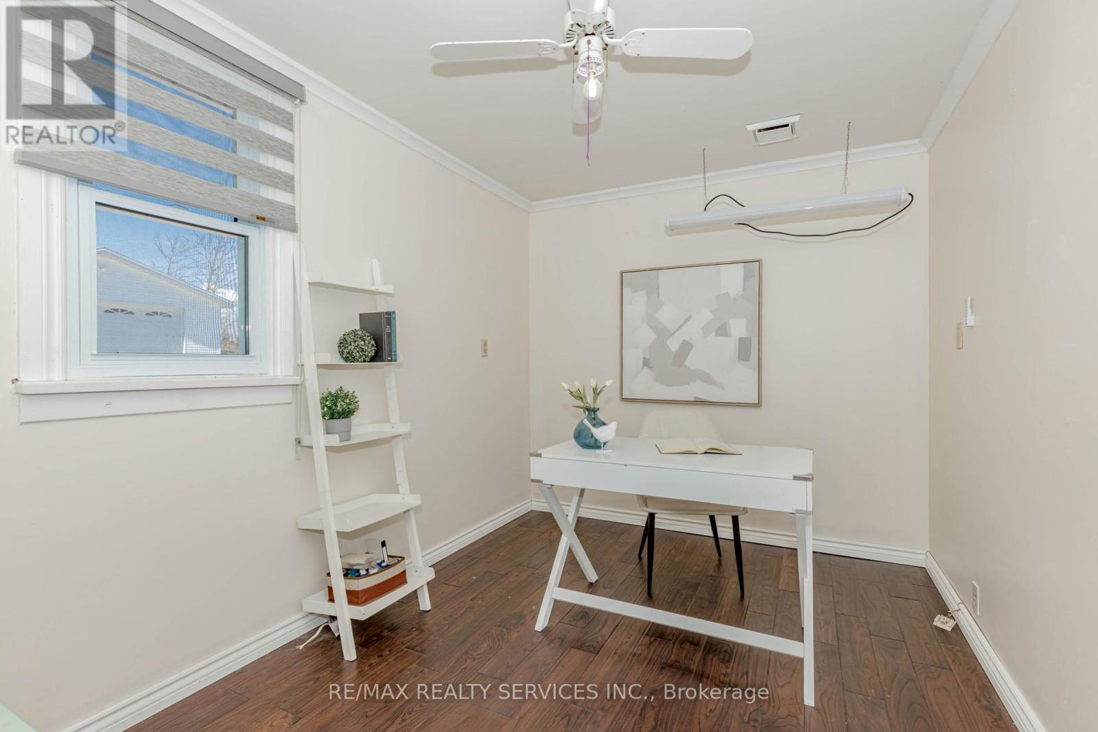 Photo 39 of 51 Simcoe Street N, Brant ON