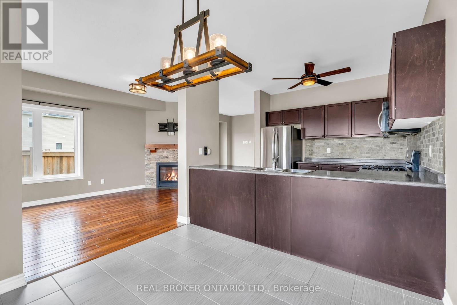 Photo 19 of 107 Courtney Street, Centre Wellington ON