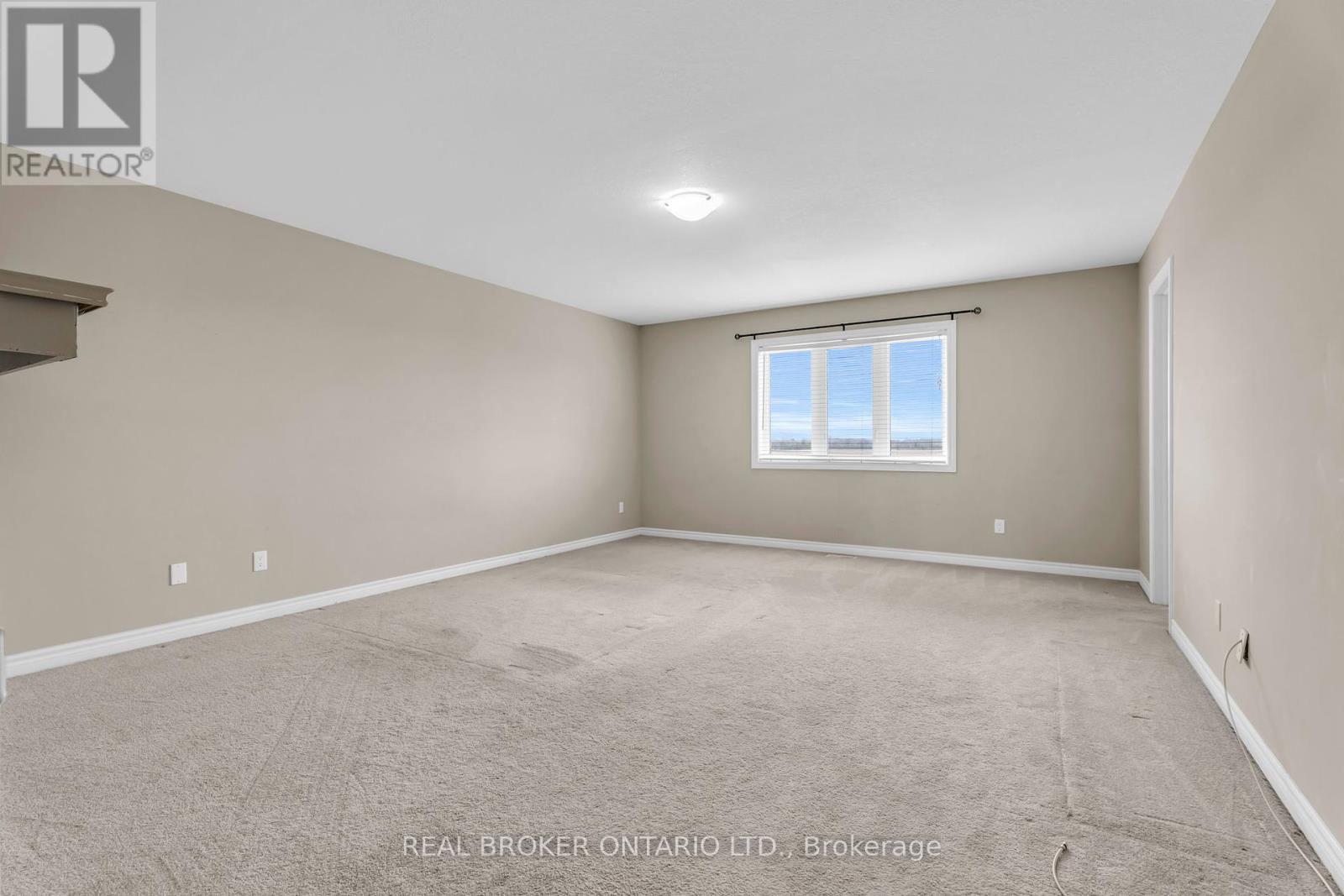 Photo 29 of 107 Courtney Street, Centre Wellington ON