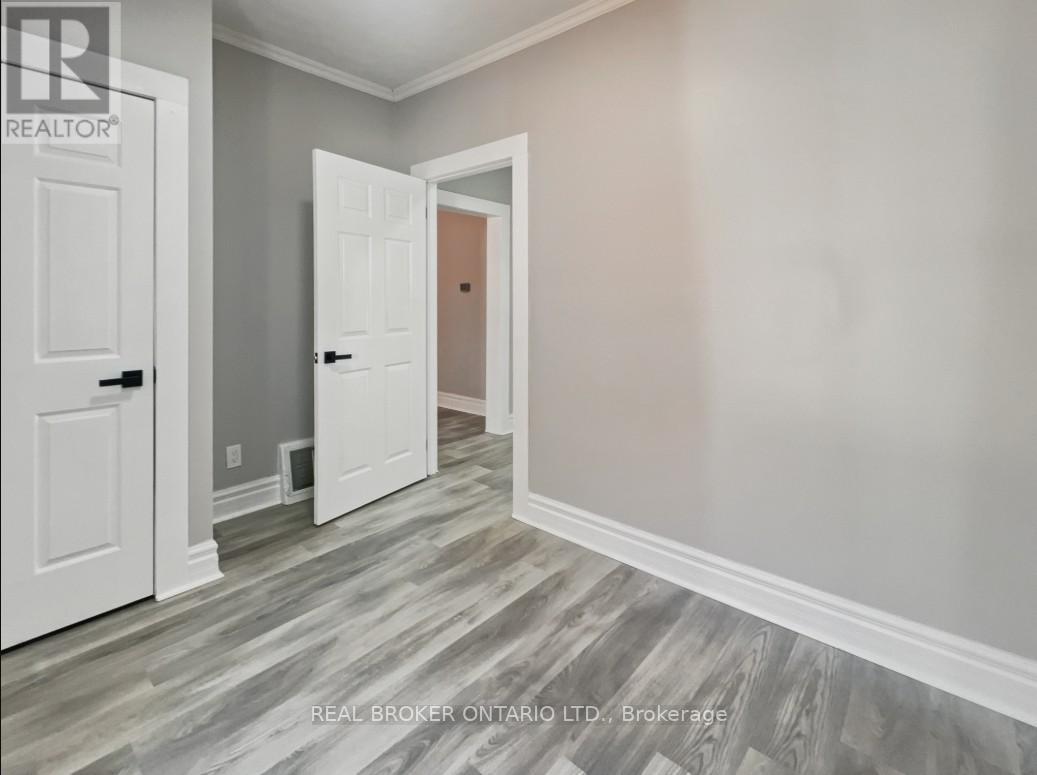Photo 16 of 13 Salisbury Avenue, Brantford ON