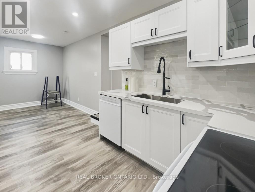 Photo 8 of 13 Salisbury Avenue, Brantford ON