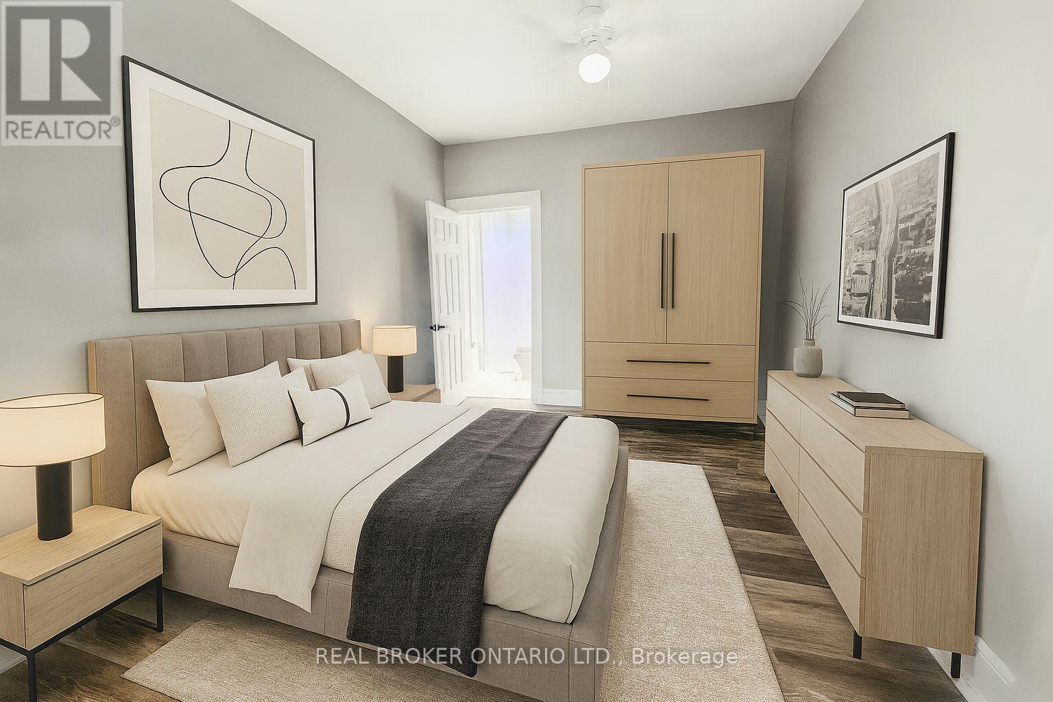 Photo 2 of 13 Salisbury Avenue, Brantford ON