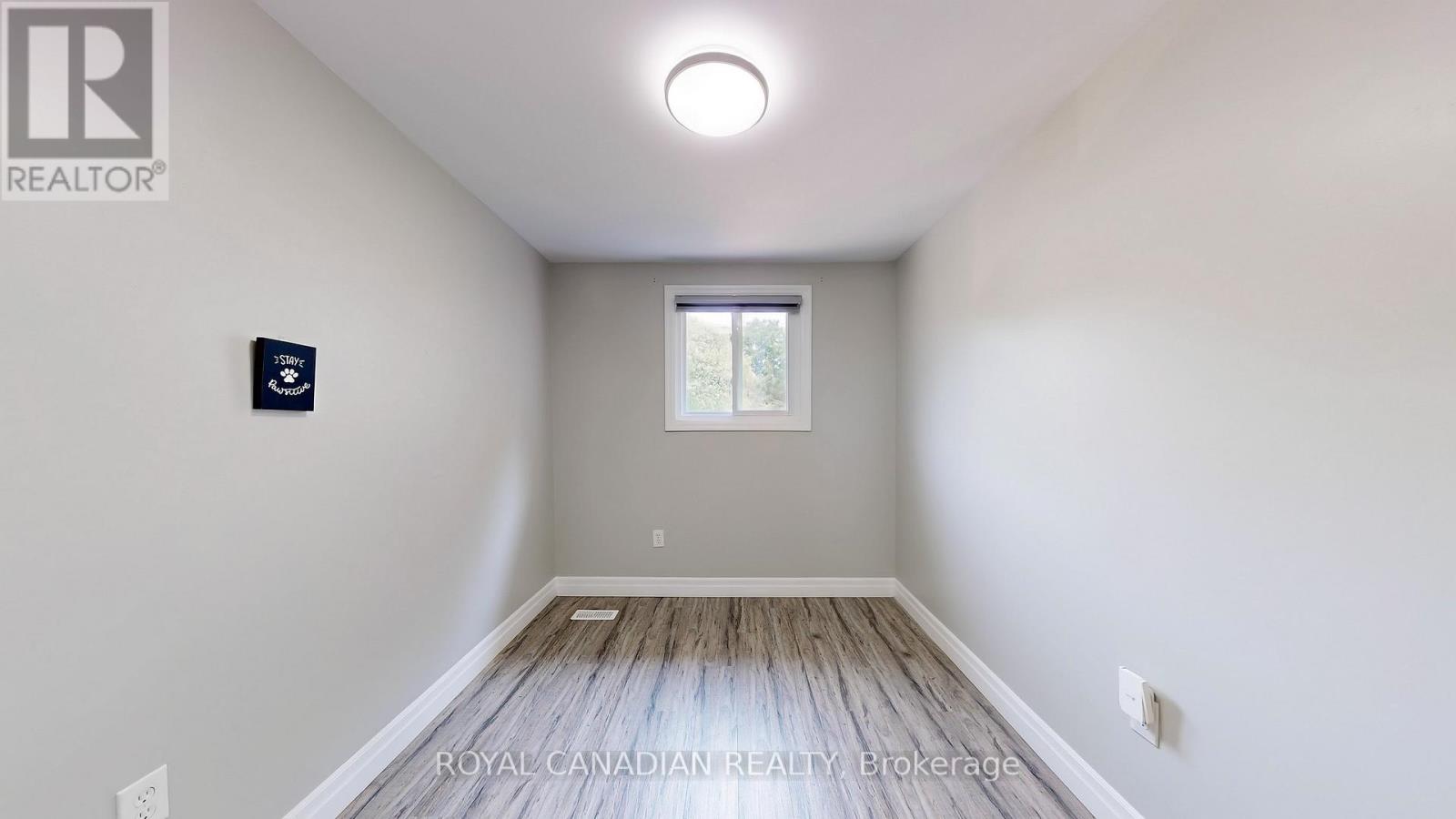 Photo 15 of 119 100 Quigley Road, Hamilton ON