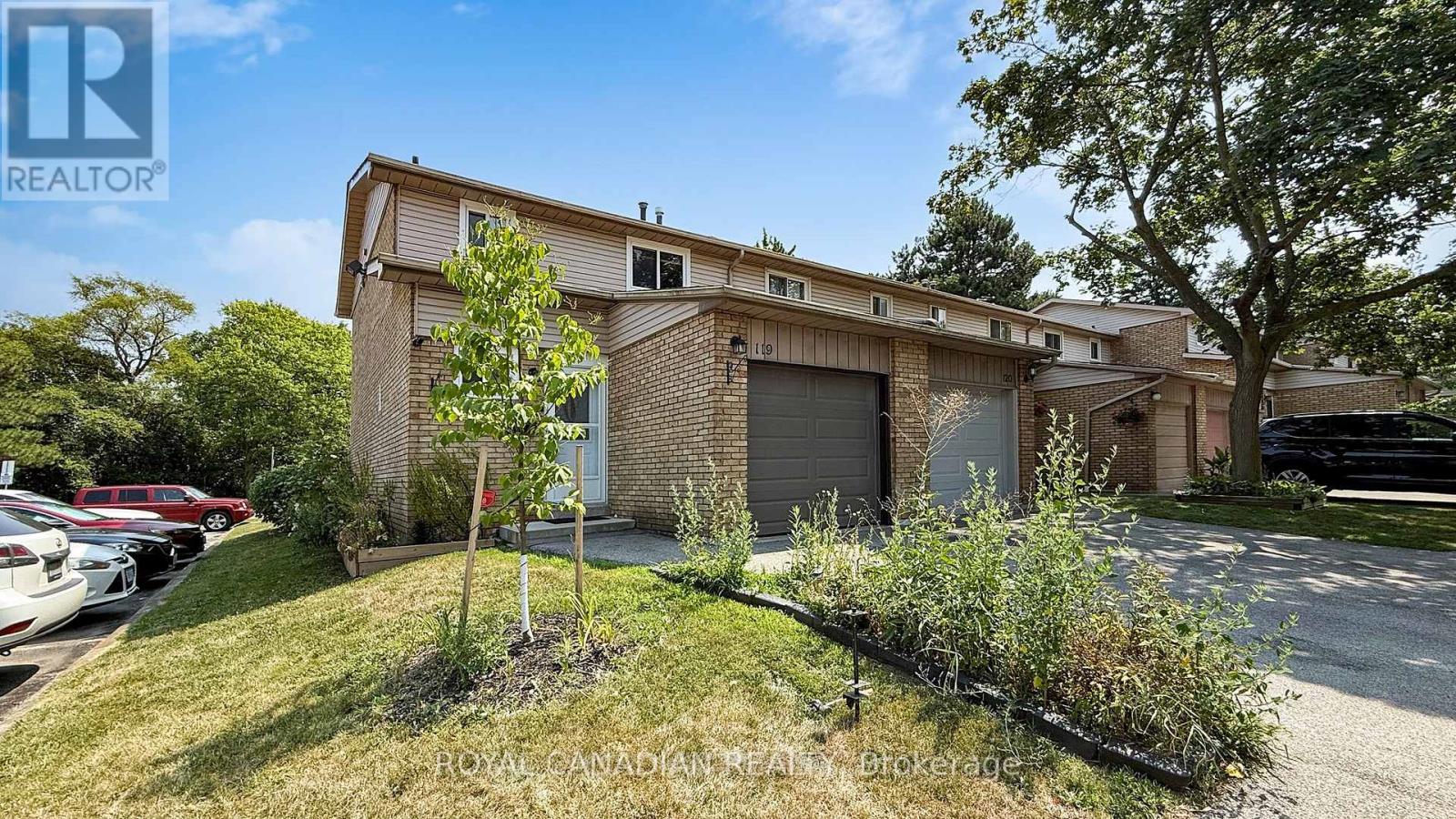 Photo 2 of 119 100 Quigley Road, Hamilton ON