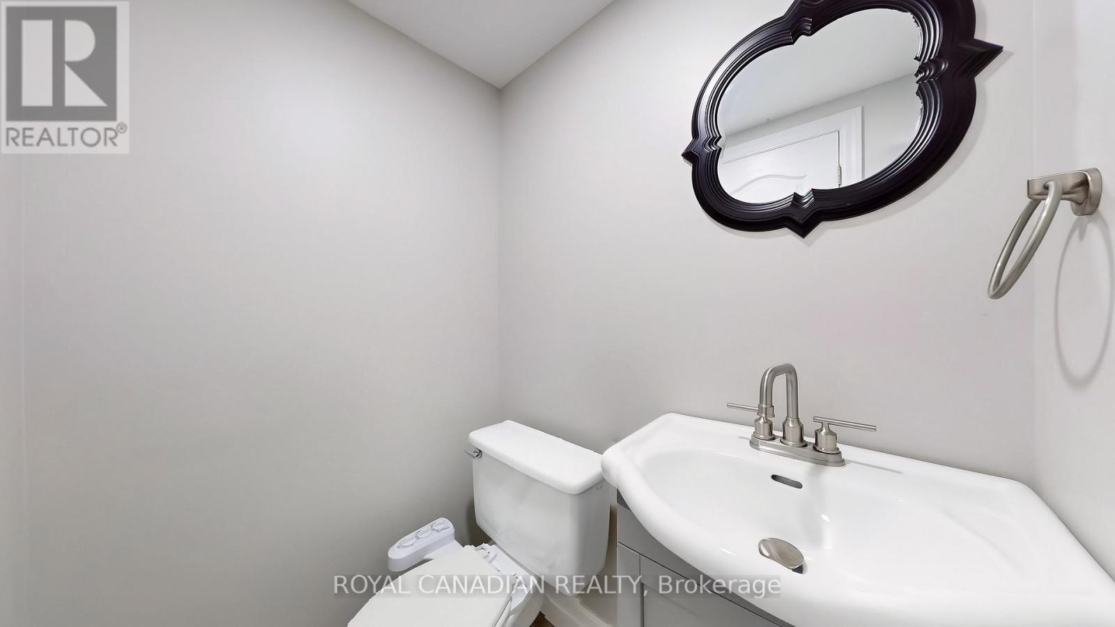 Photo 25 of 119 100 Quigley Road, Hamilton ON